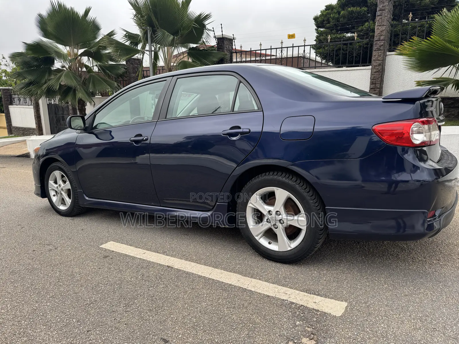 Toyota Corolla S 5-Speed 2013 Blue