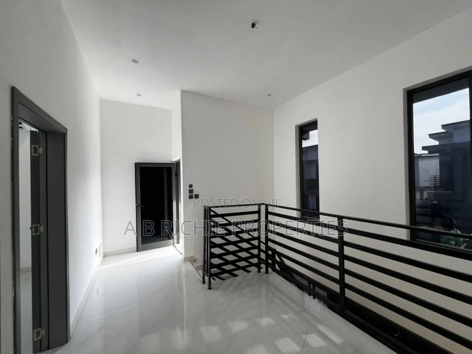 3bdrm Townhouse/Terrace in Ab Richie Properties, Papao for sale