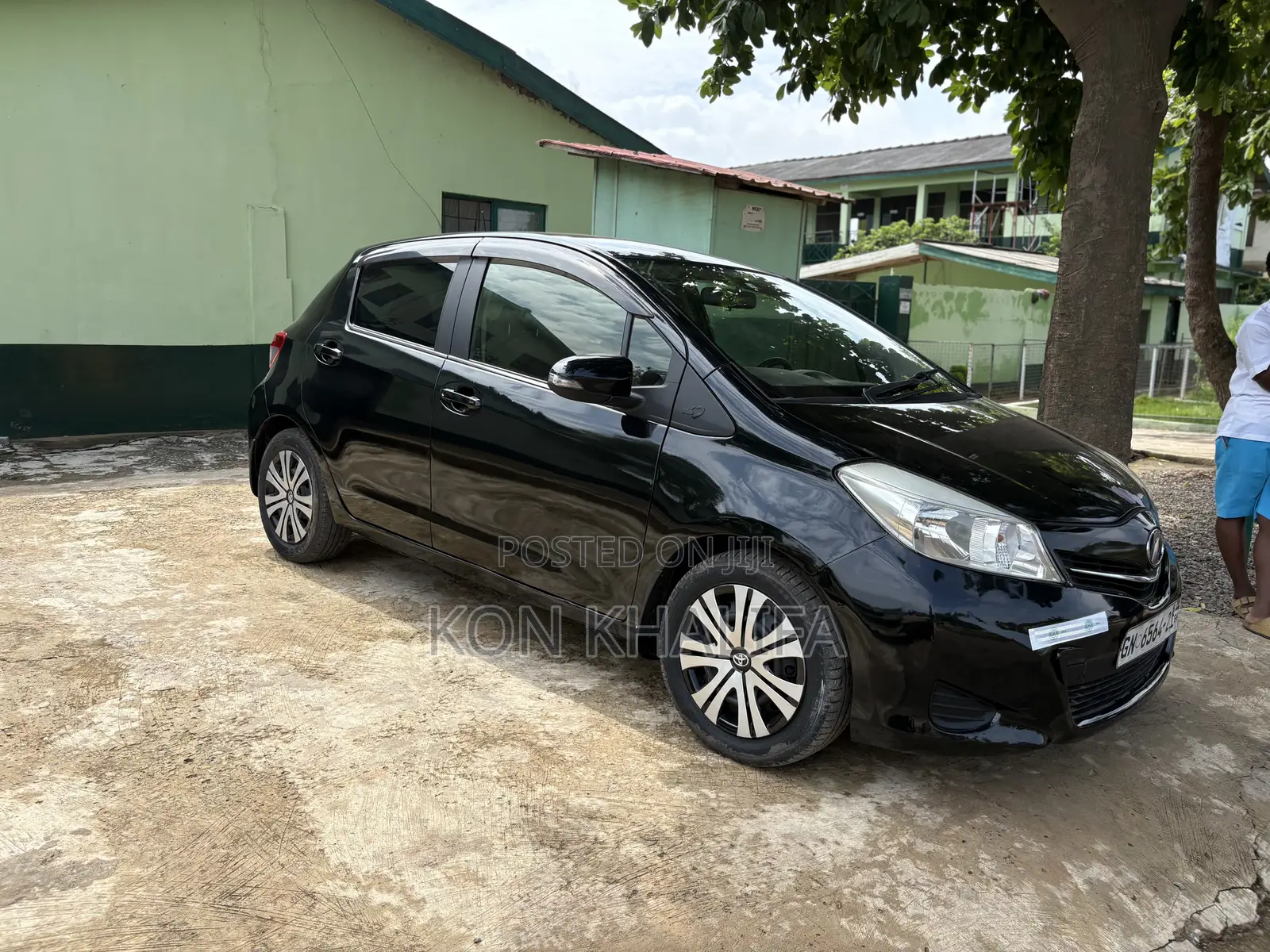 Toyota Vitz 2012 Black