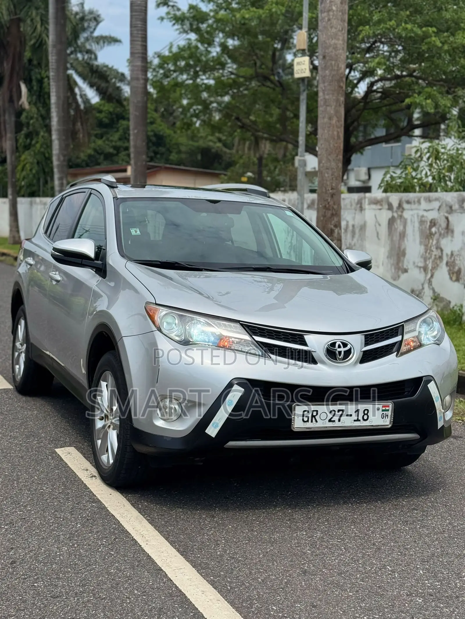 Toyota RAV4 Limited 4dr SUV (2.5L 4cyl 6A) 2015 Silver