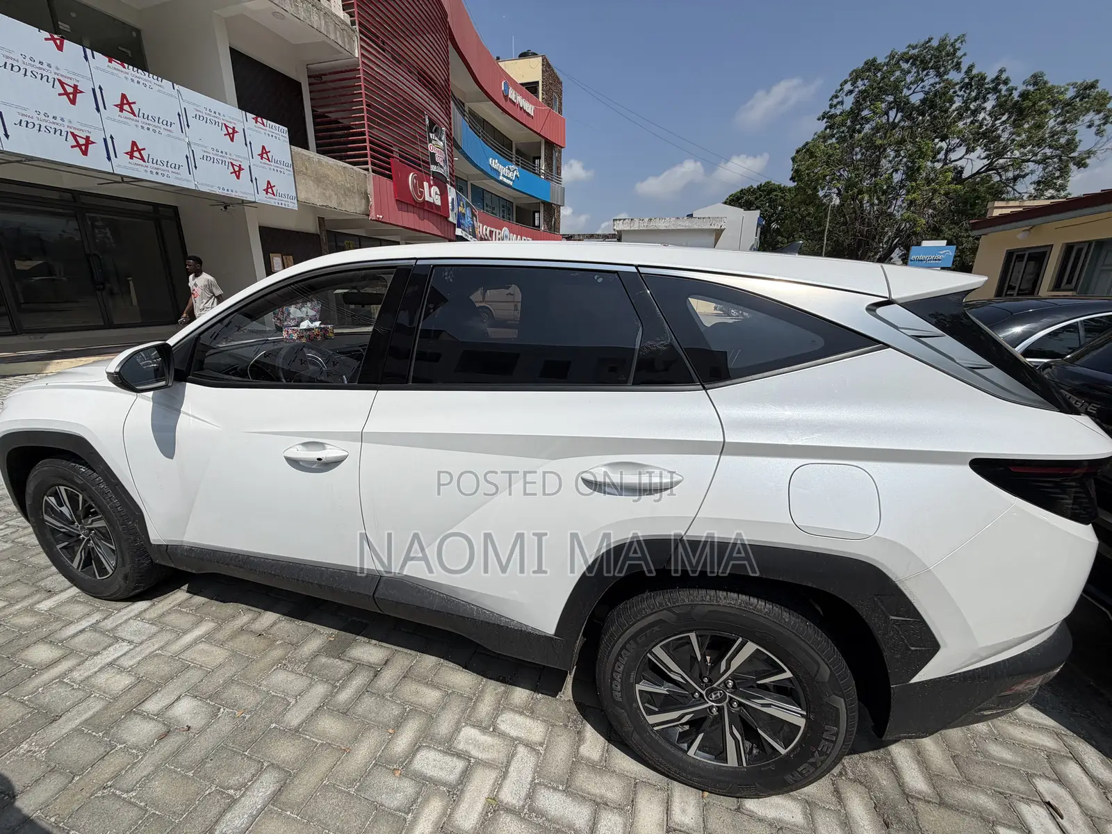 Hyundai Tucson Hybrid 2024 White