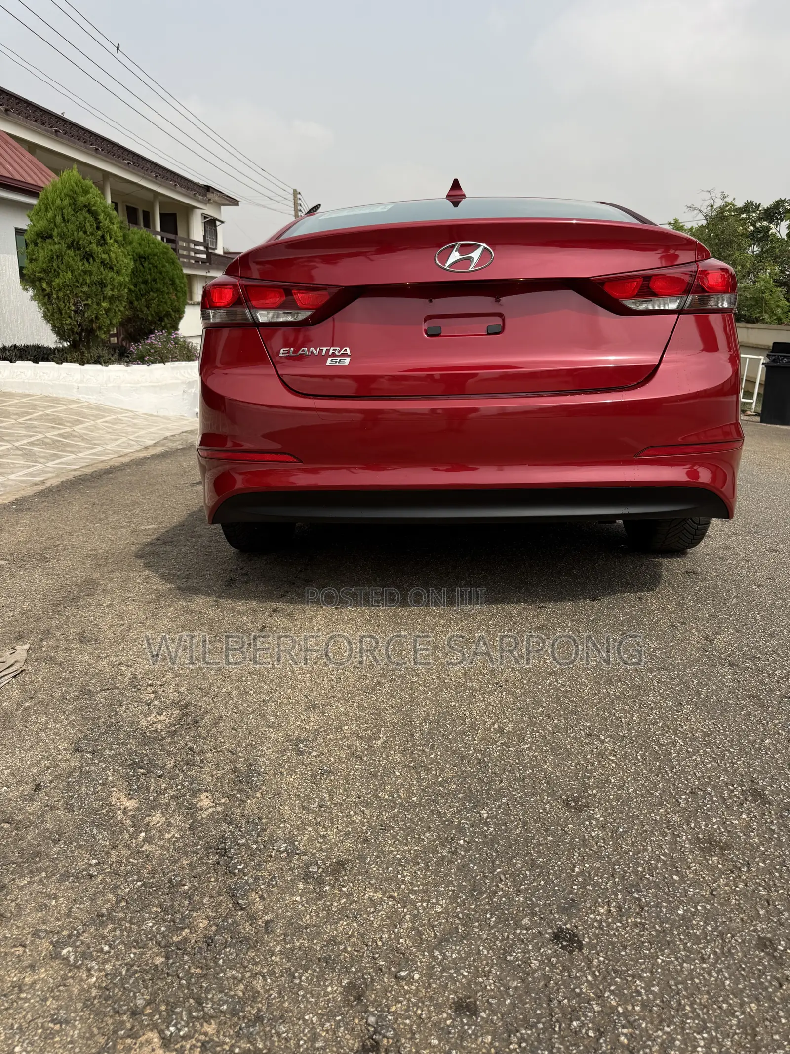 Hyundai Elantra SE Sedan FWD (2.0L 4cyl 6M) 2017 Red