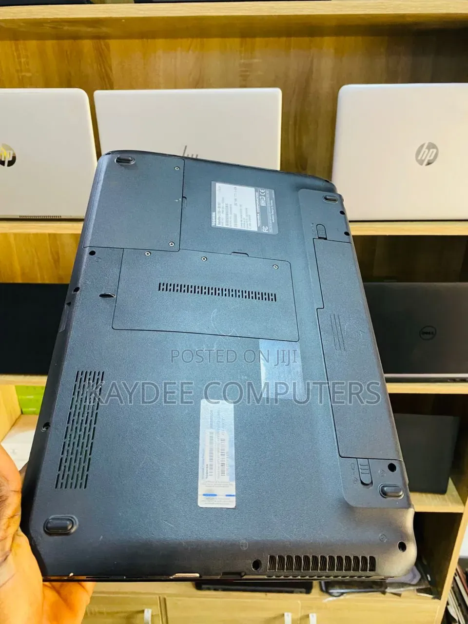 Laptop Toshiba Satellite L550 8GB Intel Core i5 HDD 500GB