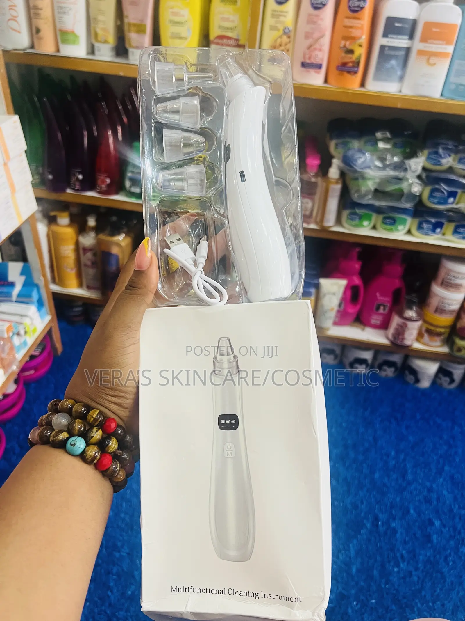 Facial Cleaning Suction Device