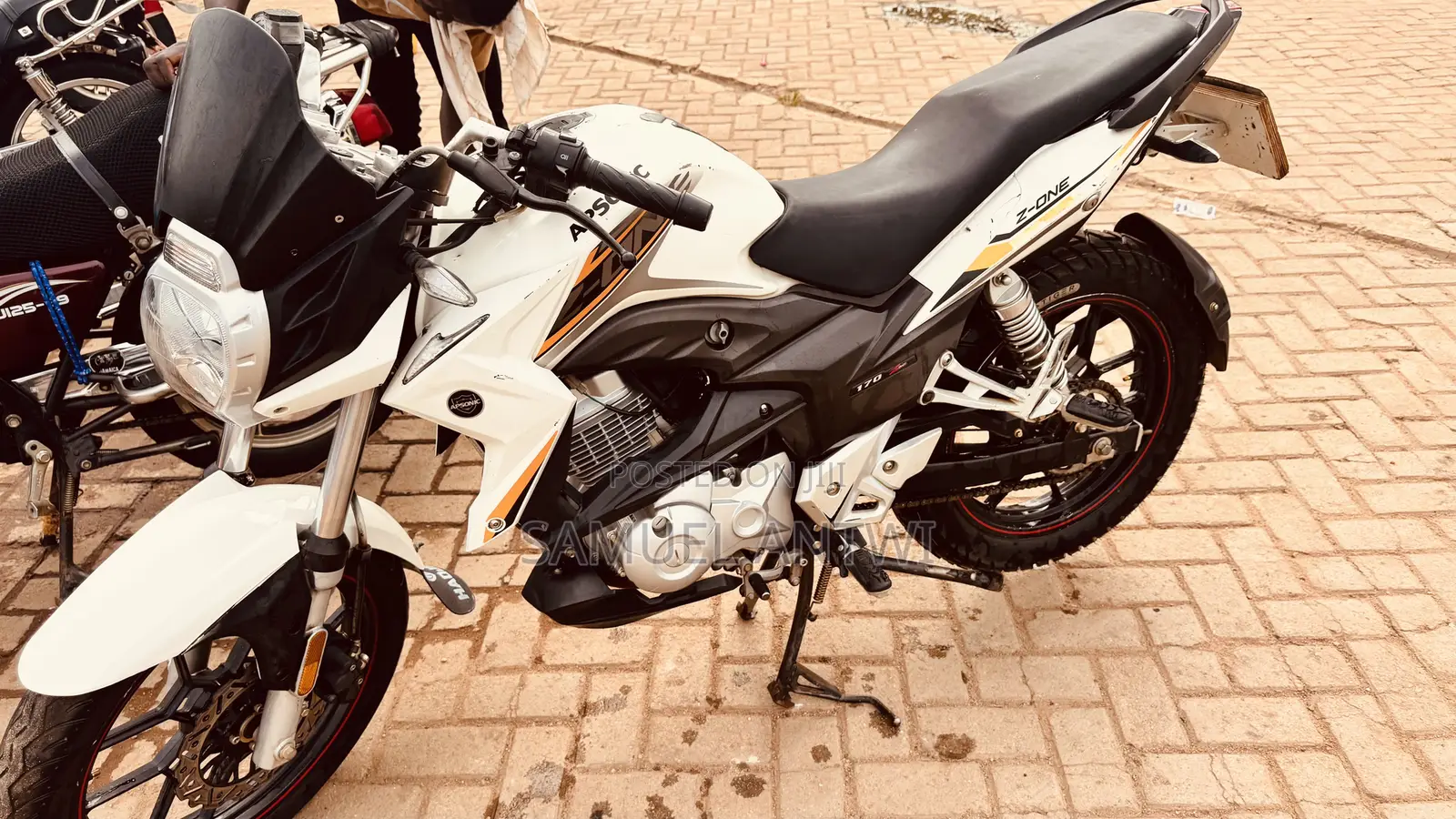 Apsonic 170 Zone One 2024 White