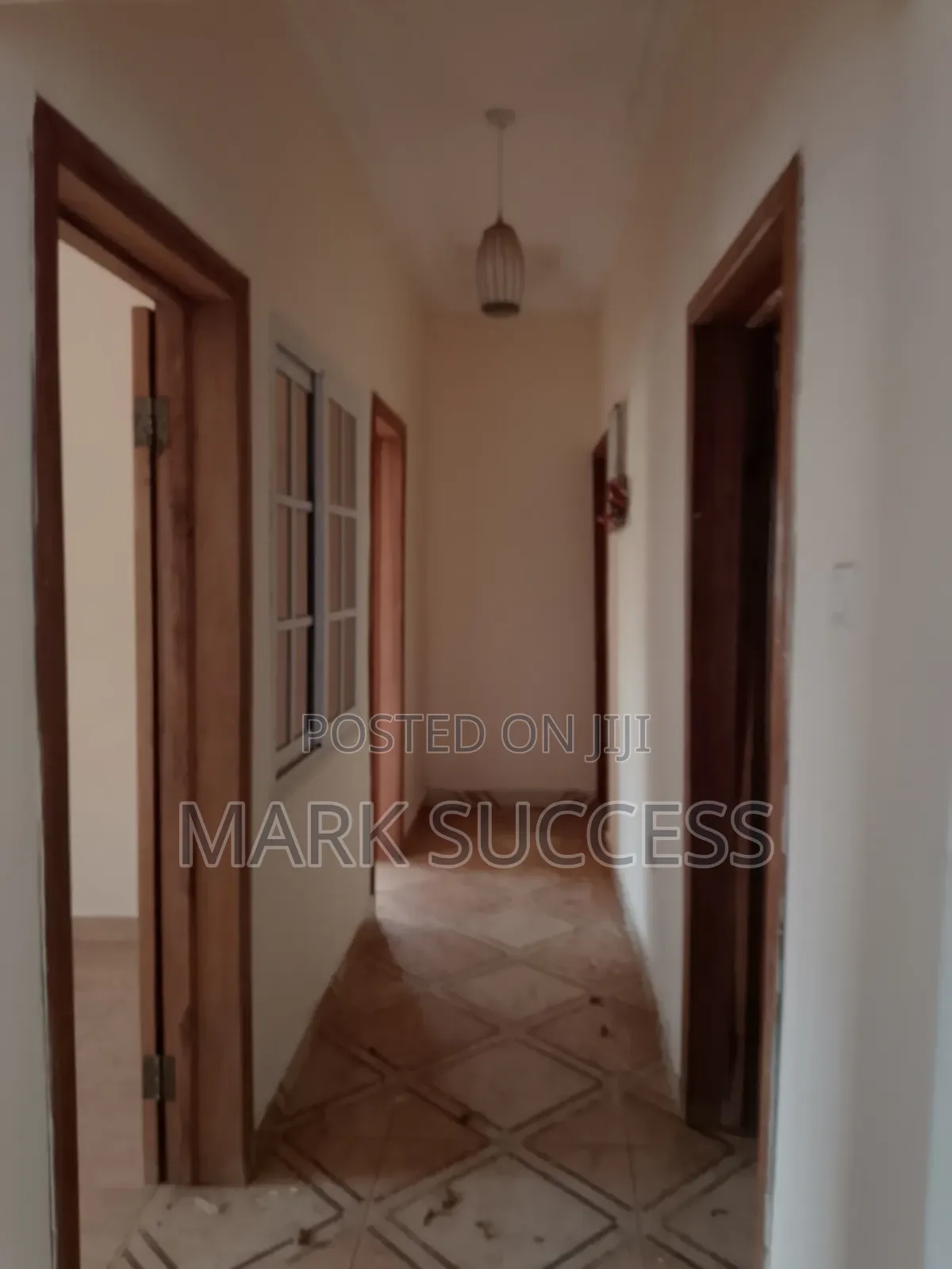 3bdrm Apartment in West Hills Mall Area for rent