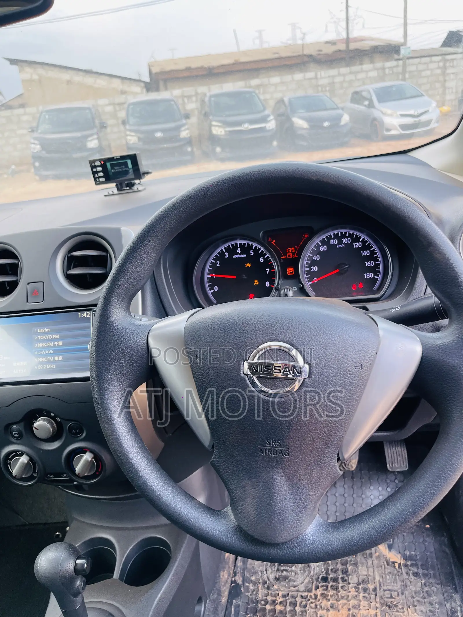 Nissan Note 1.6 Petrol 2015 Gray