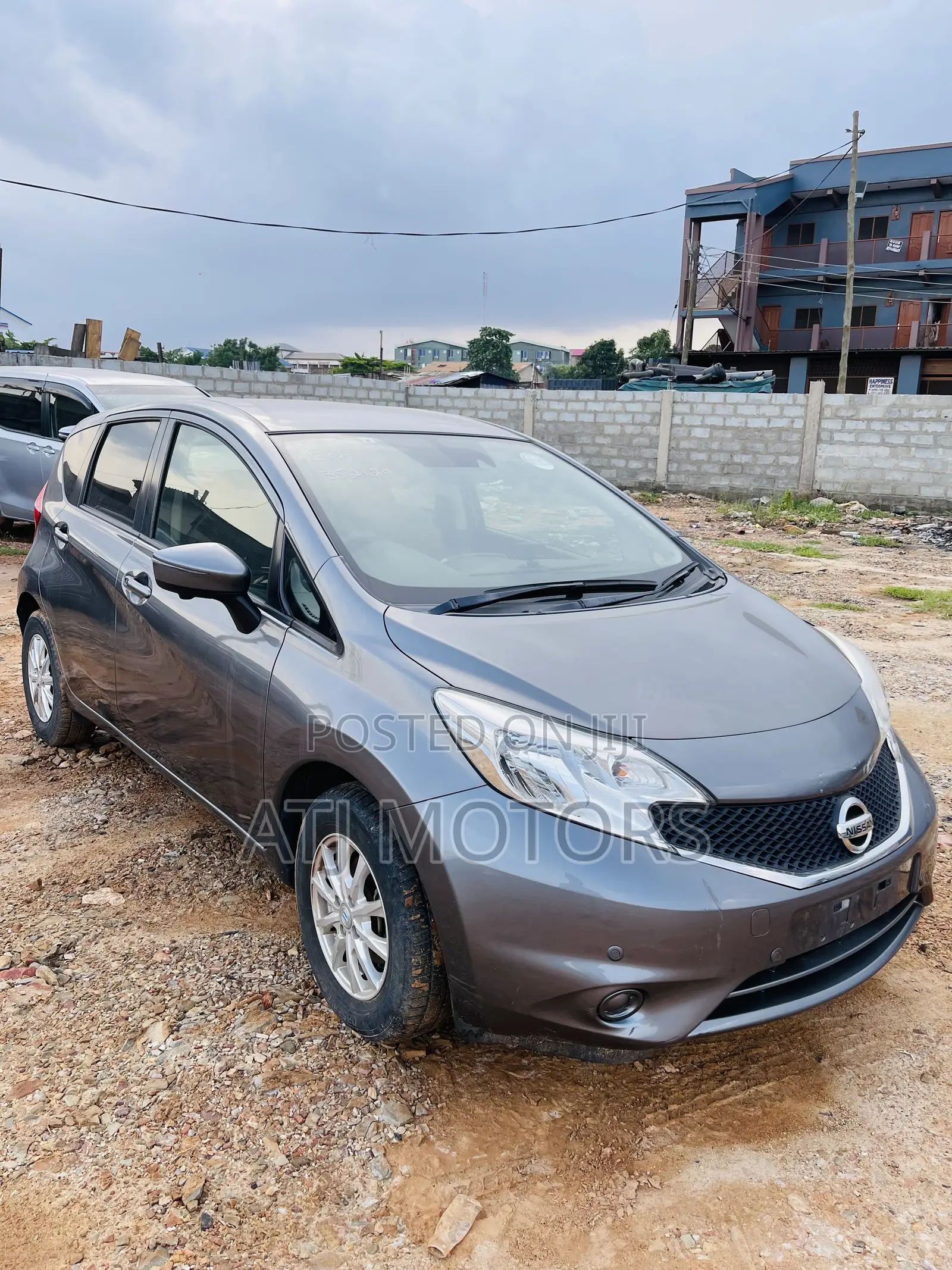 Nissan Note 1.6 Petrol 2015 Gray