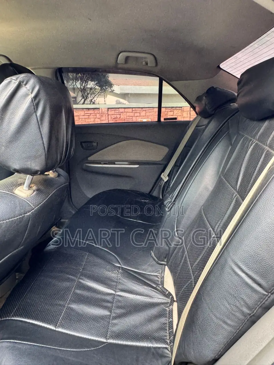 Toyota Belta 2010 Silver