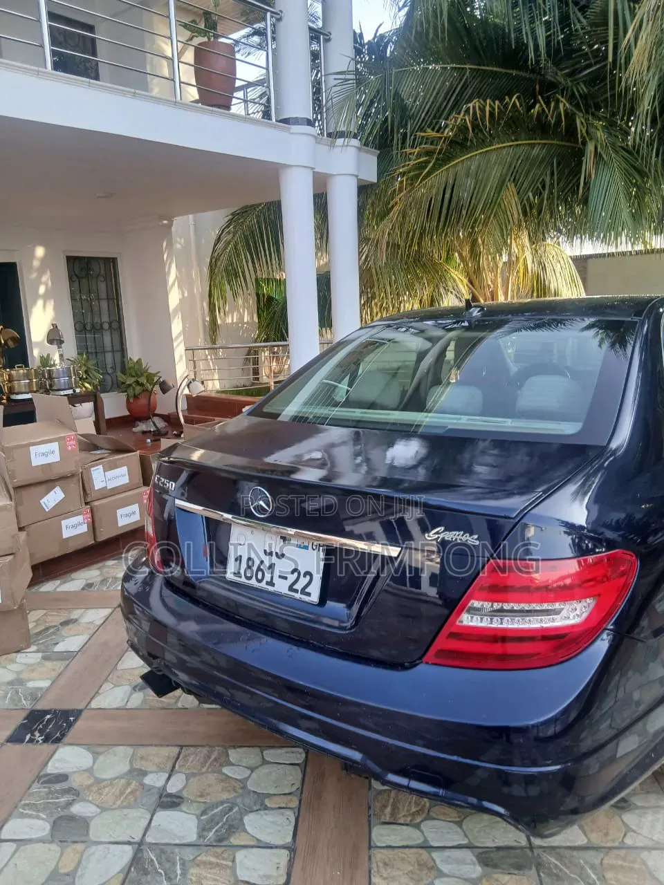 Mercedes-Benz C250 2013 Blue
