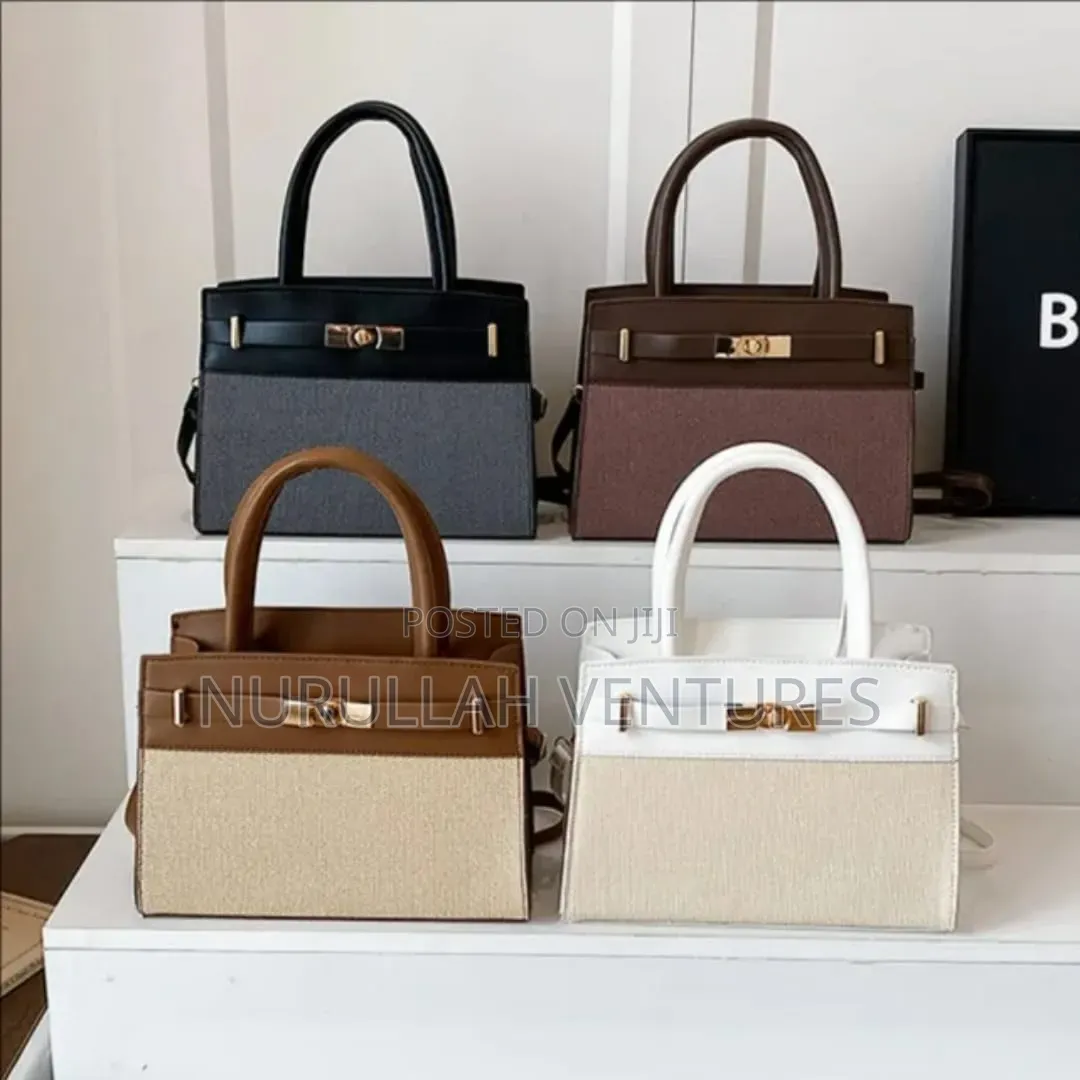Elegant Ladies Handbag With Shoulder Strap