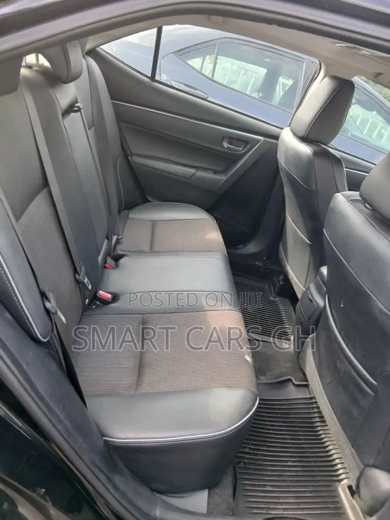 Toyota Corolla 2017 Black