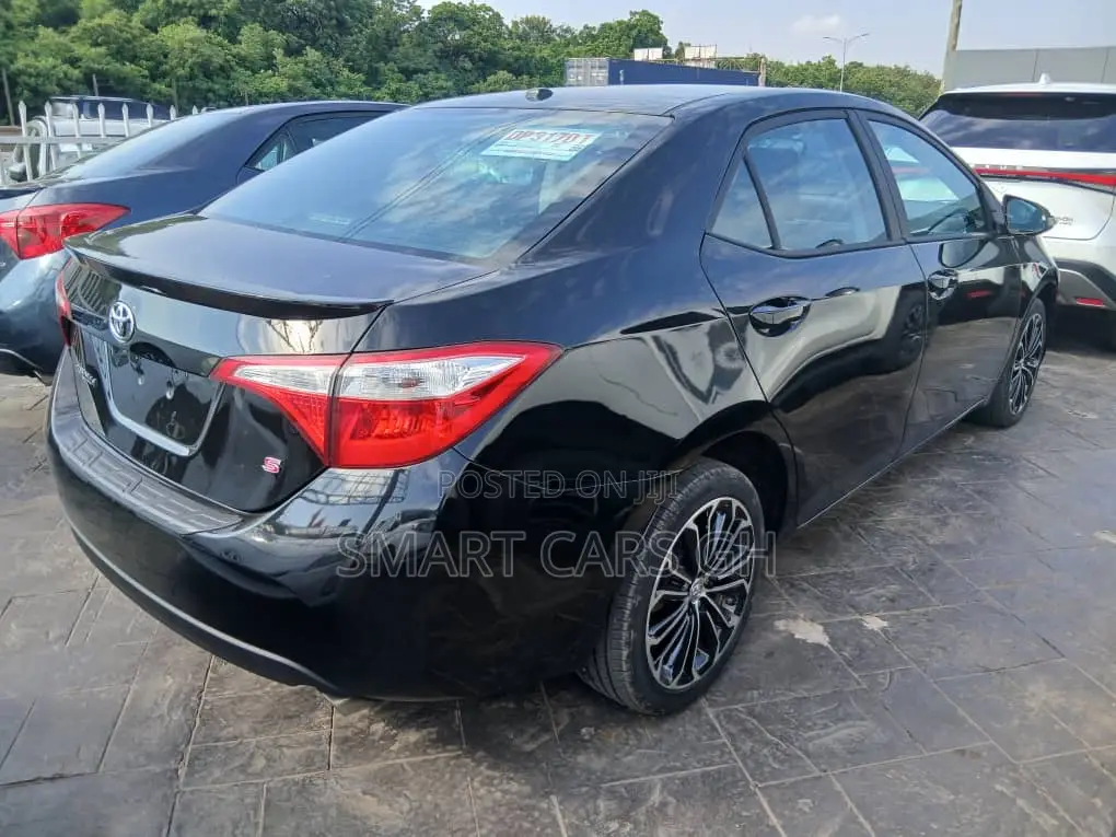 Toyota Corolla 2017 Black