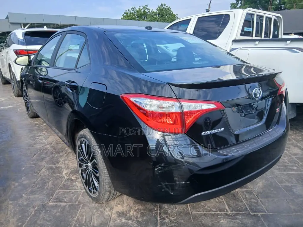 Toyota Corolla 2017 Black