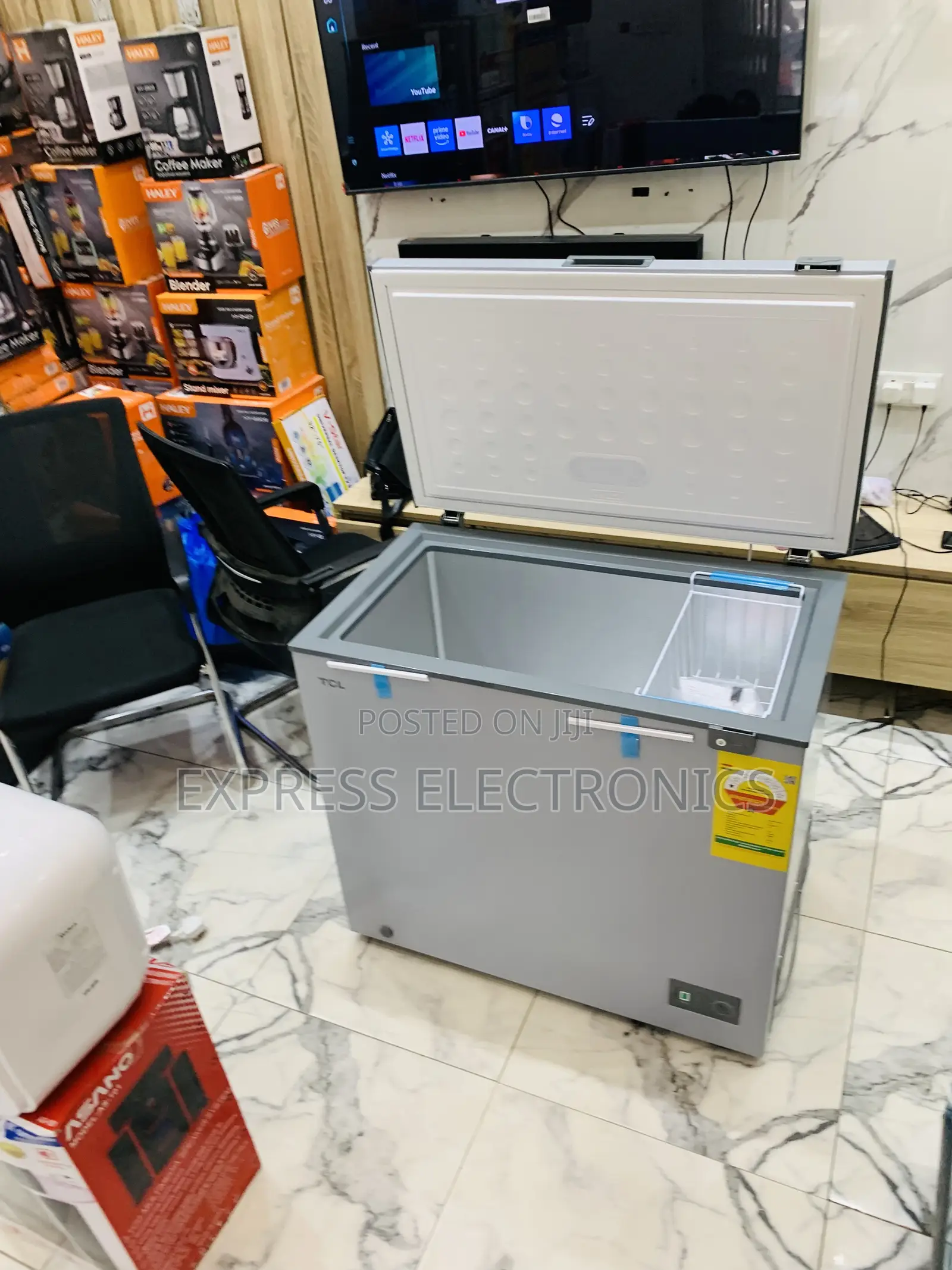 Nice Design Grey Chest Freezer 200lts TCL