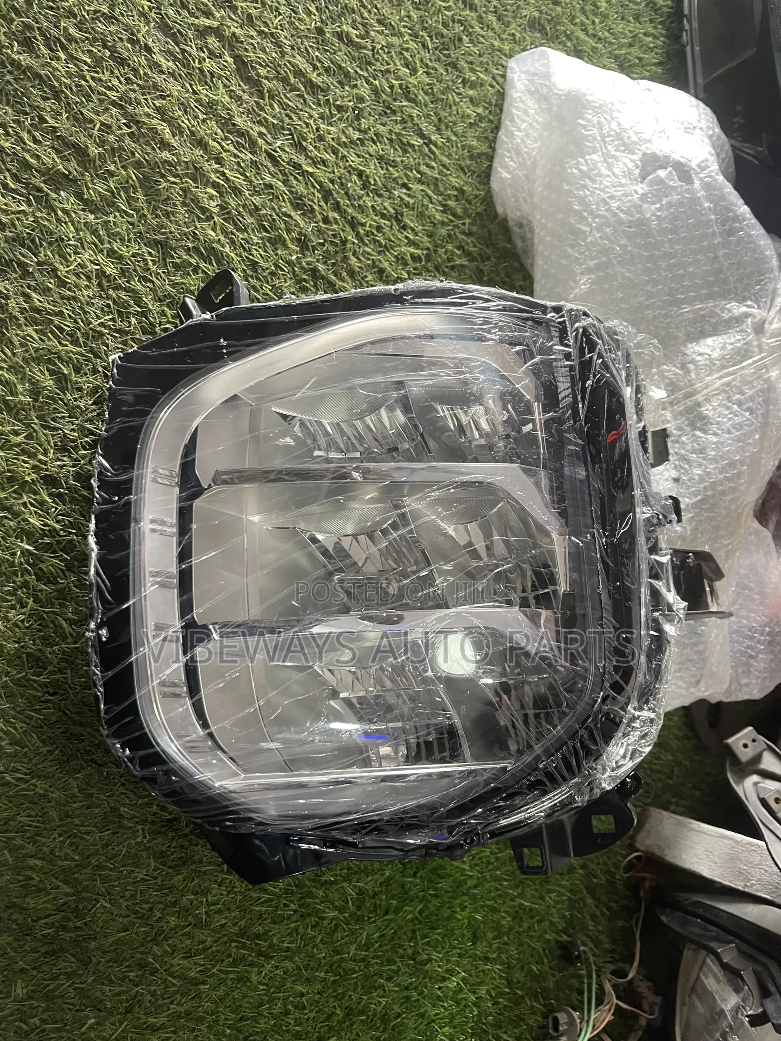 Mitsubishi Outlander 2022-2024 Headlights Right Used