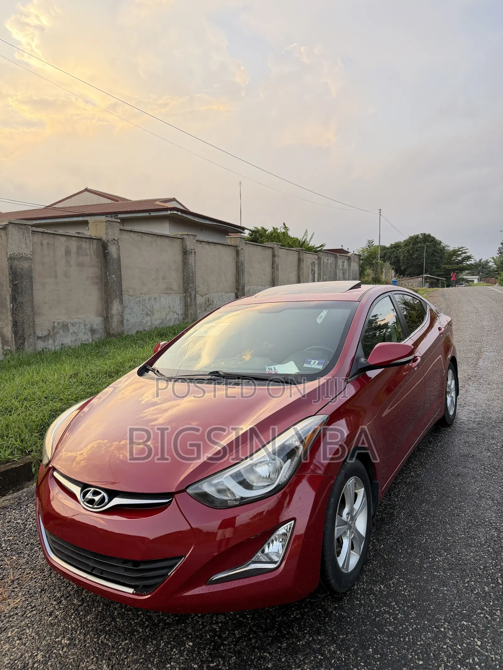 Hyundai Elantra Limited Sedan FWD (1.8L 4cyl 6A) 2016 Red