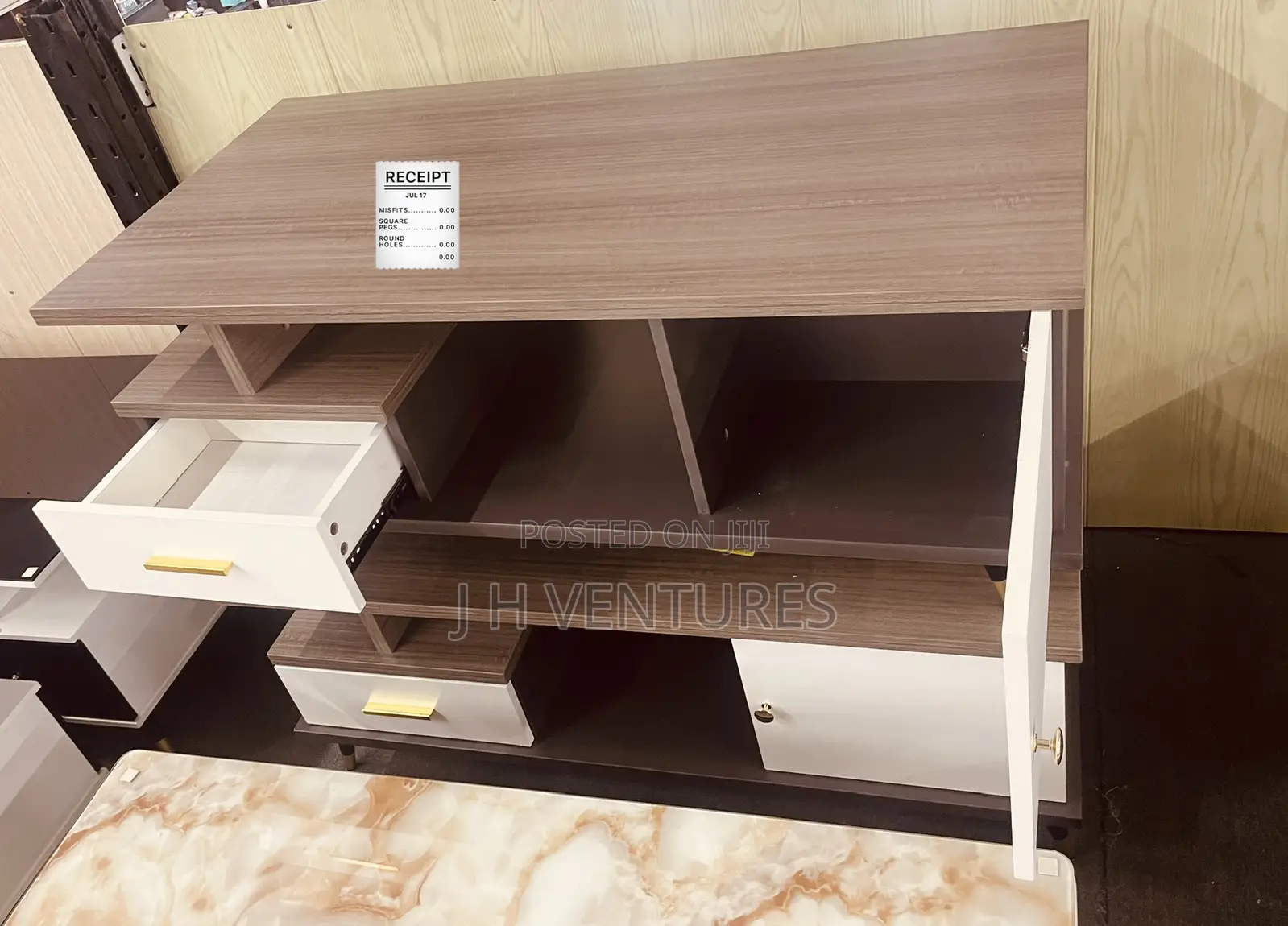 Center Table (130*75)