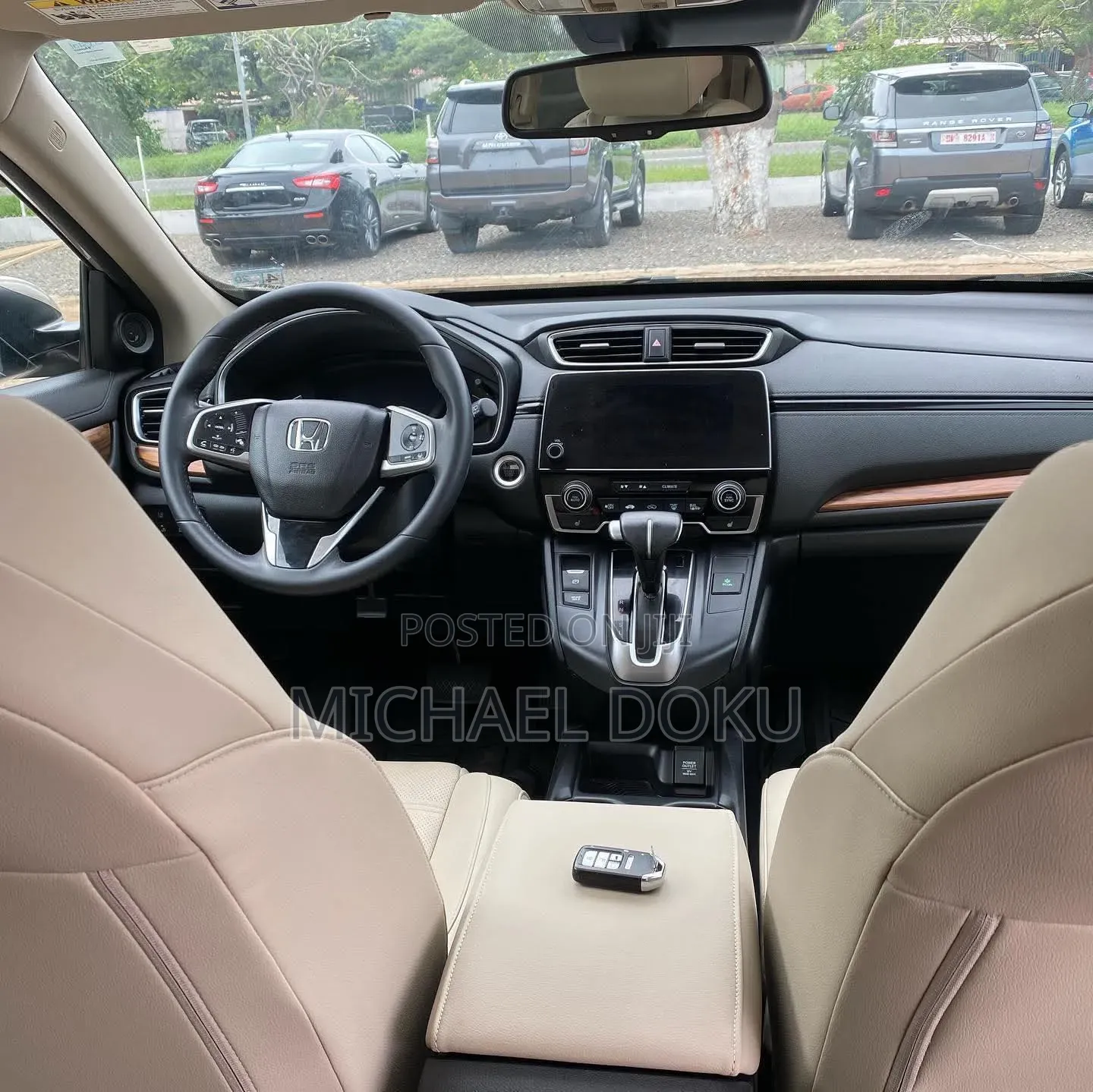 Honda CR-V Touring FWD 2018 Beige