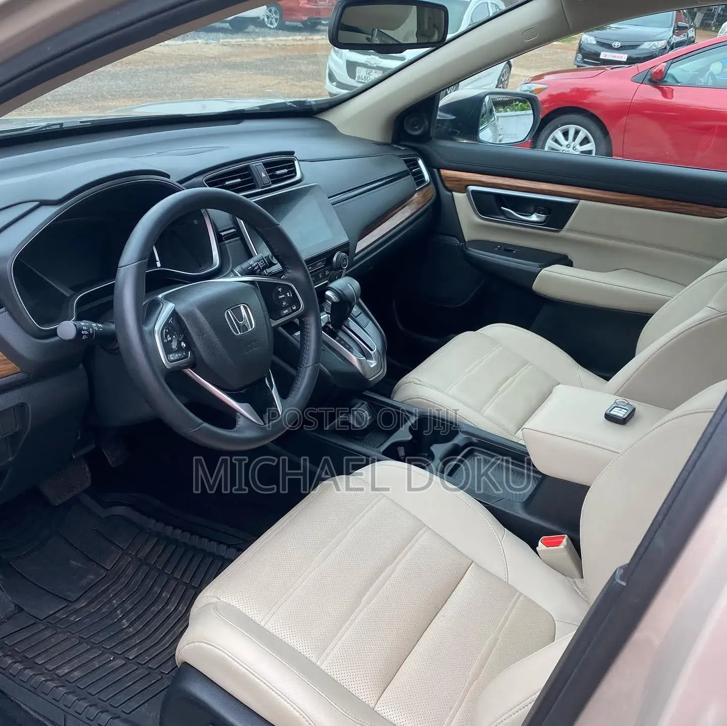 Honda CR-V Touring FWD 2018 Beige