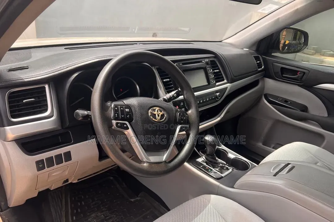 Toyota Highlander Limited 4dr SUV (3.5L 6cyl 6A) 2015 Silver