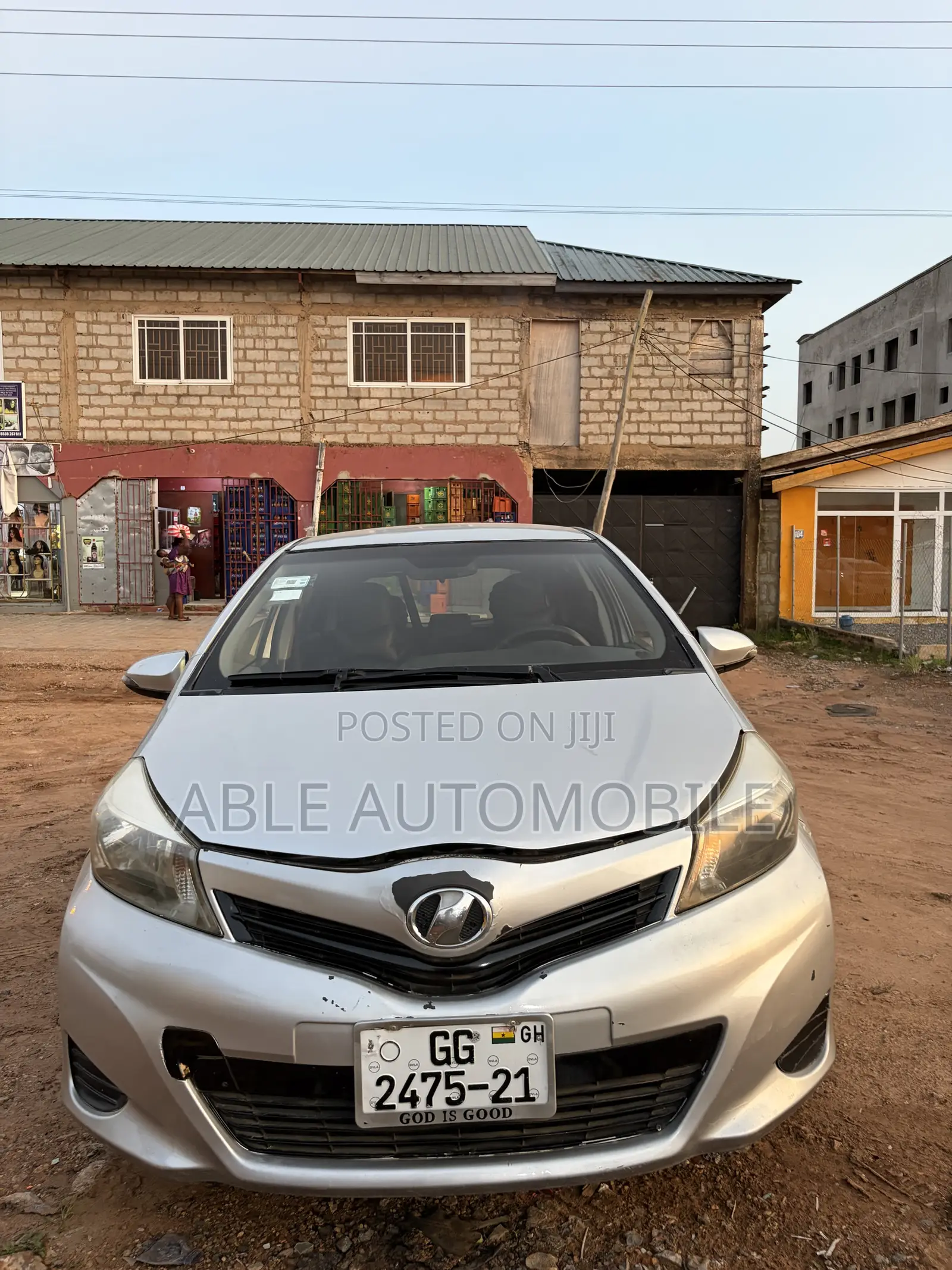 Toyota Vitz 1.3 AWD 3dr 2012 Silver