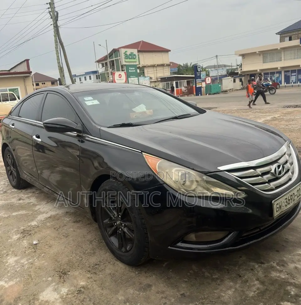 Hyundai Sonata 2013 Black