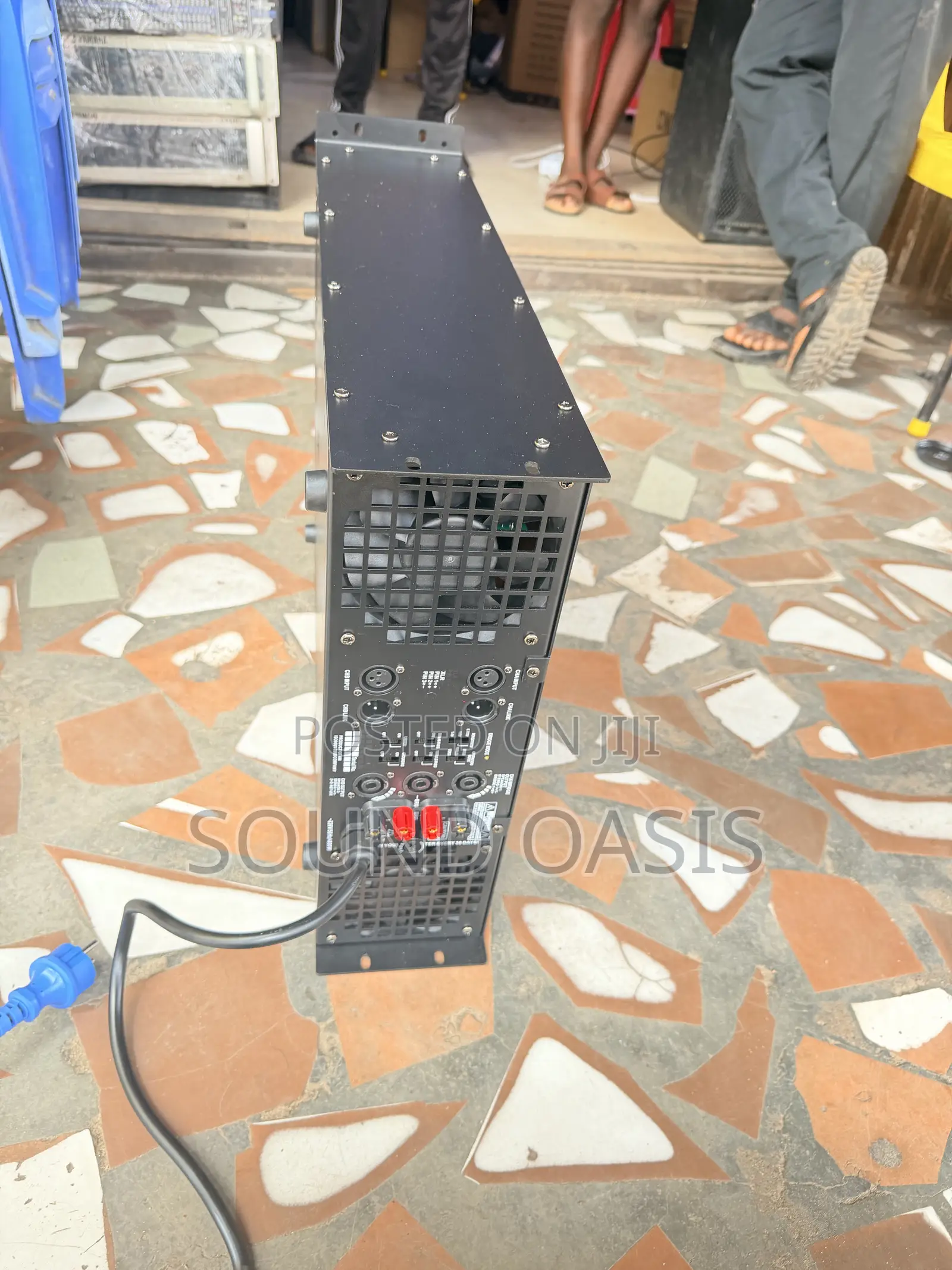 Crest Audio Ca18+ Professional Power Amplifier