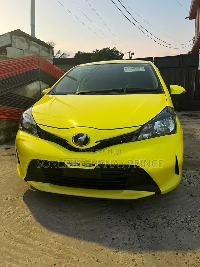 Toyota Vitz 1.3 FWD 5dr 2015