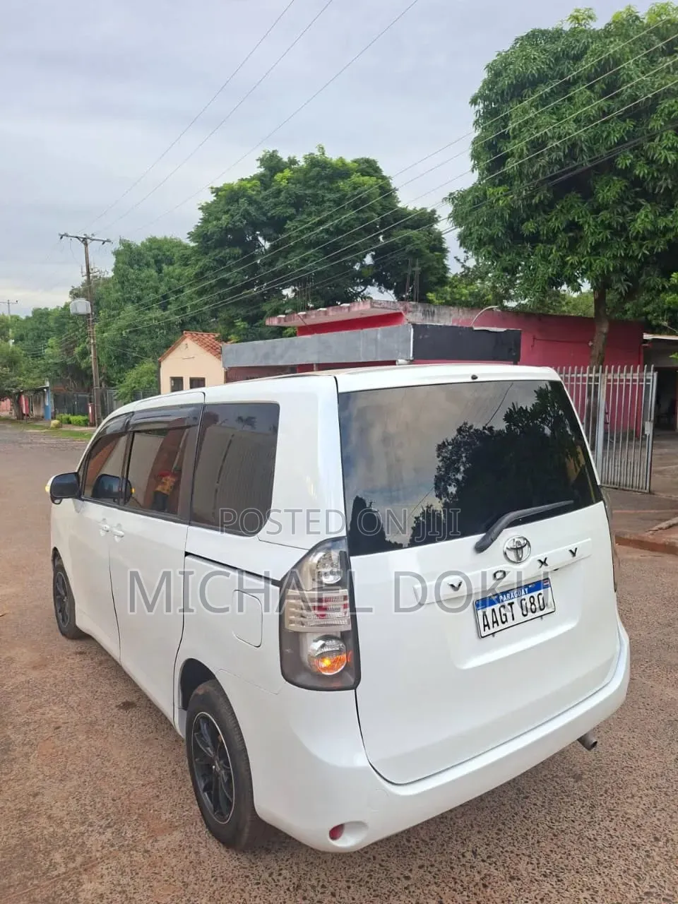 Toyota Voxy 2009 White