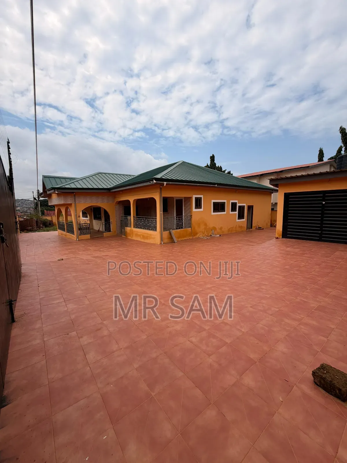 4bdrm House in Sam Properties, West Hills Mall Area for rent