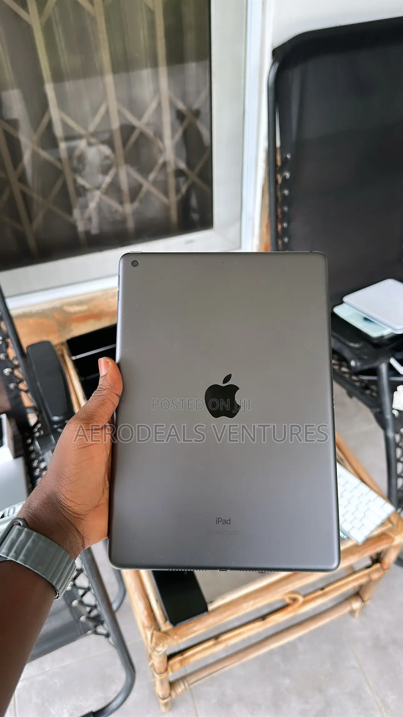Apple iPad 10.2 (2020) 32 GB Black