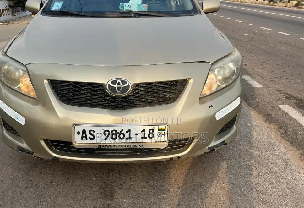 Toyota Corolla LE 4dr Sedan (1.8L 4 cyl 4A) 2009 Gold