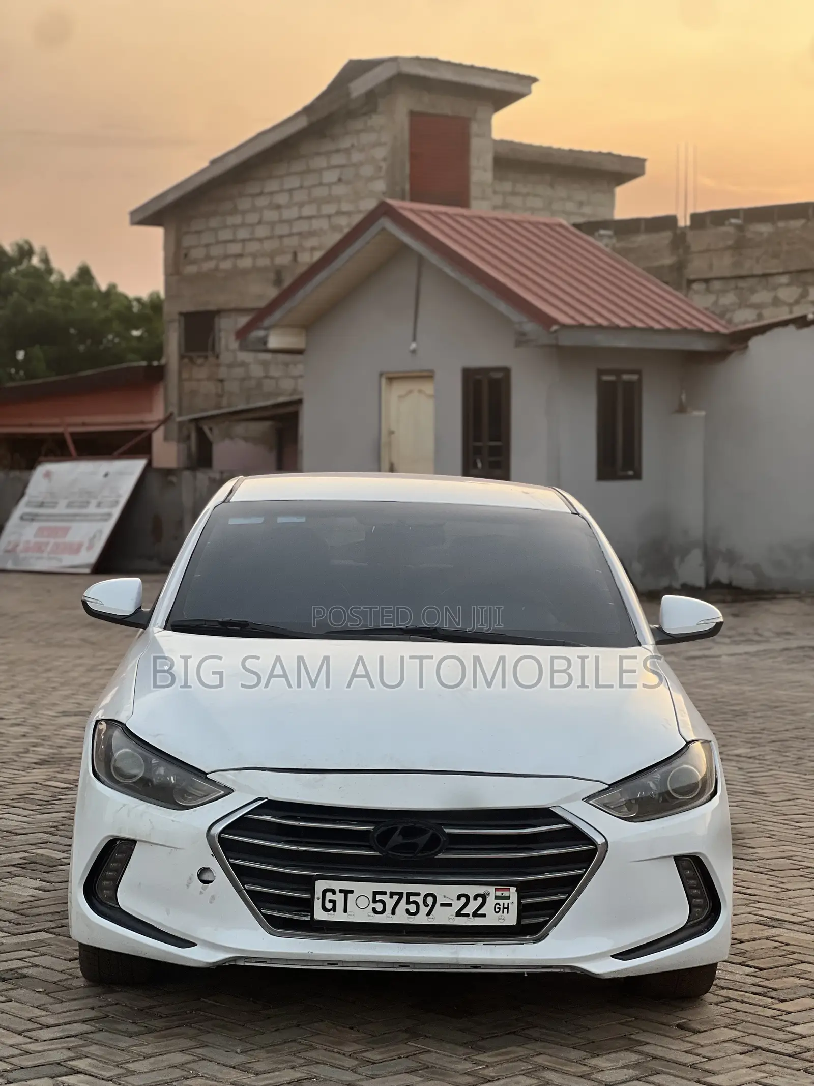 Hyundai Elantra 2017 White