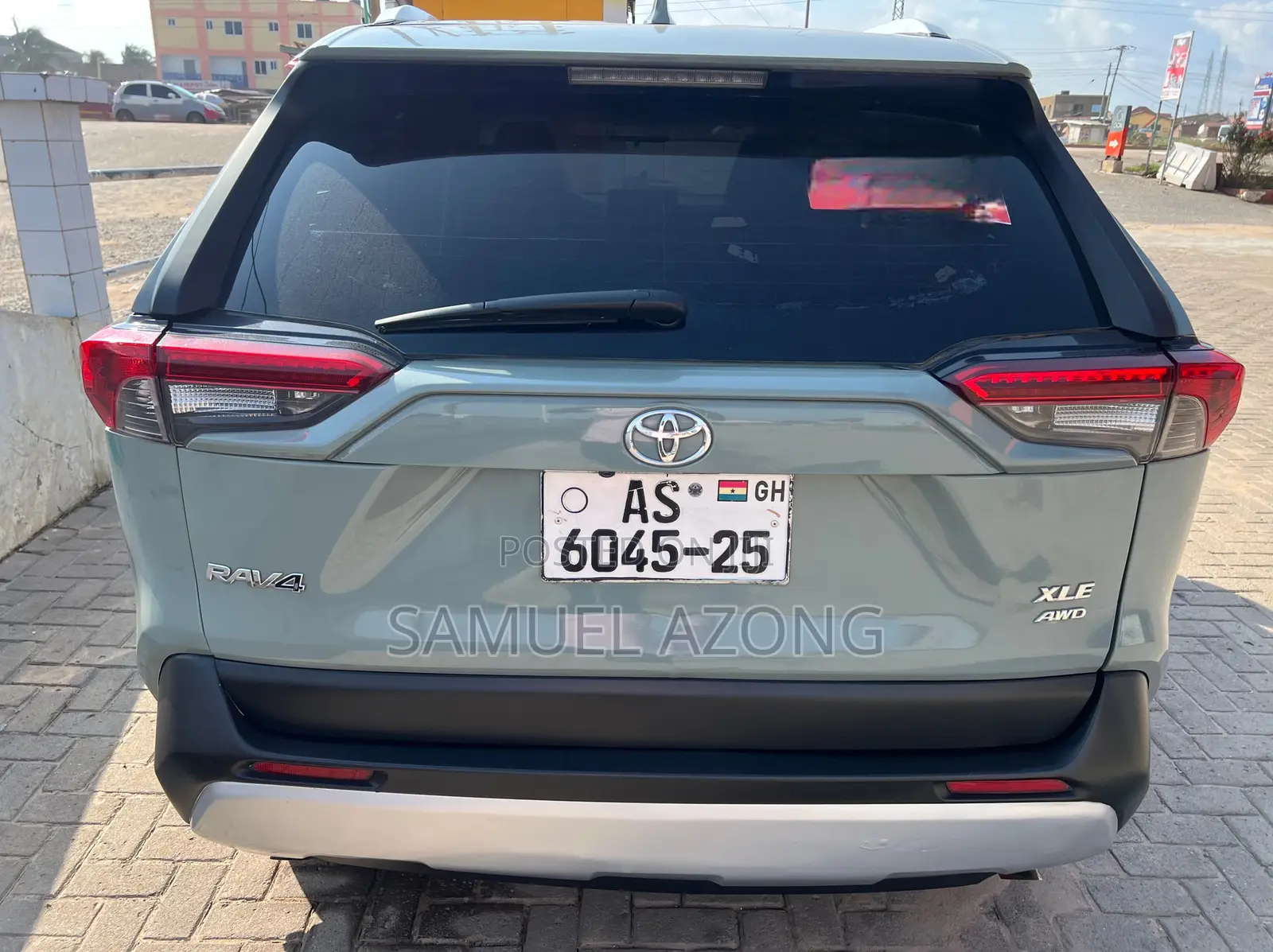 Toyota RAV4 XLE AWD 2020 Gray