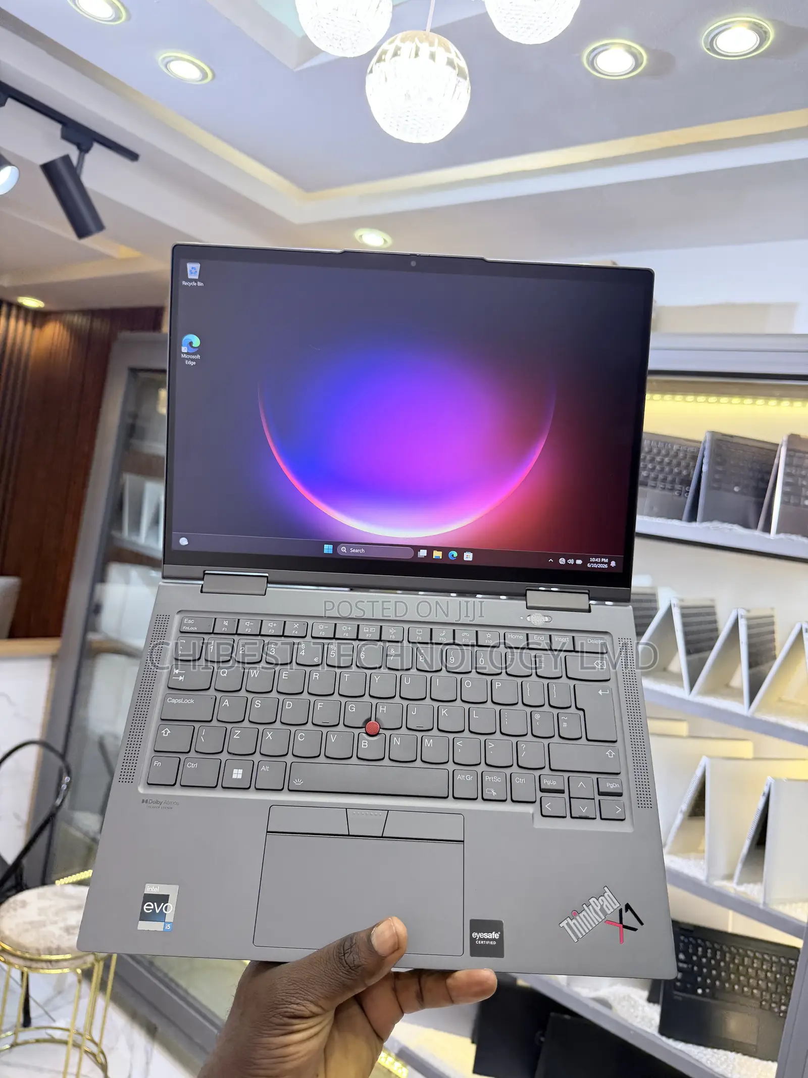 Laptop Lenovo ThinkPad X1 Yoga Gen 8 16GB Intel Core i7 SSD 512GB