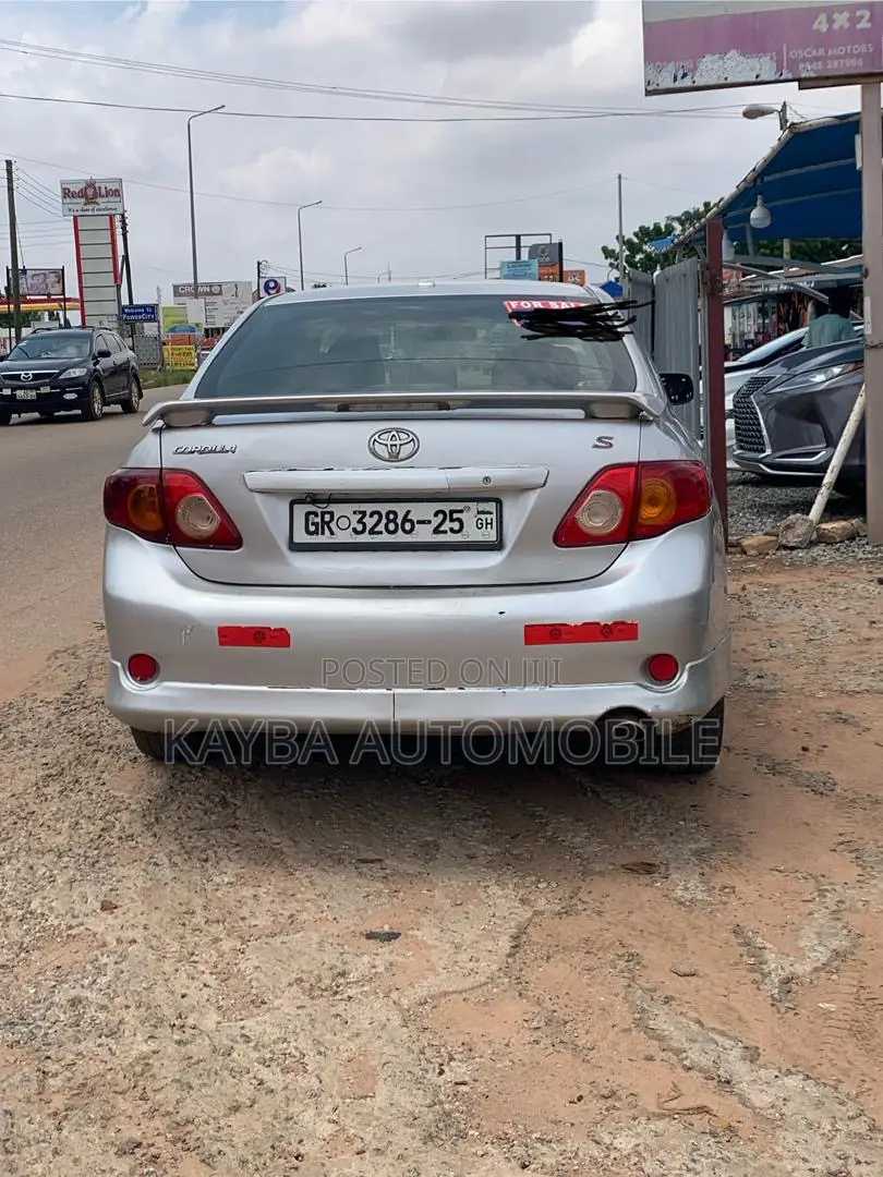Toyota Corolla 2013 Silver