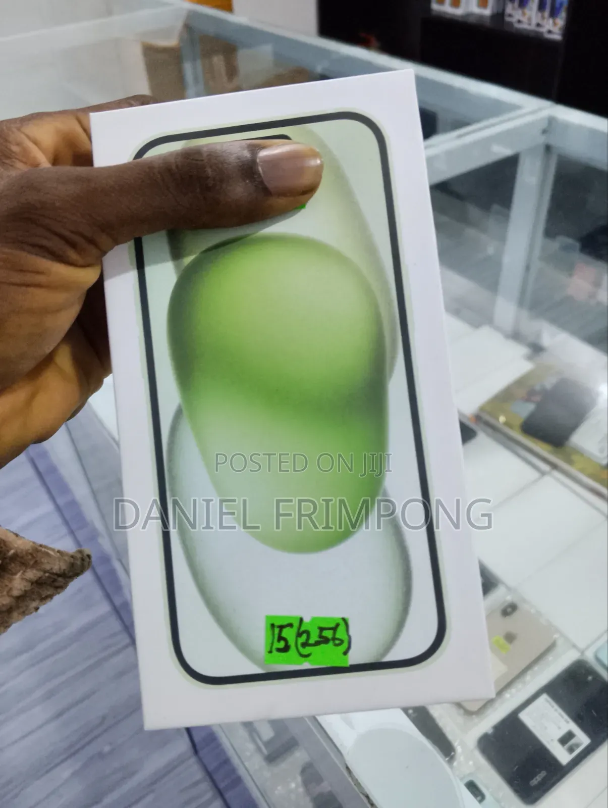 New Apple iPhone 15 256 GB Green