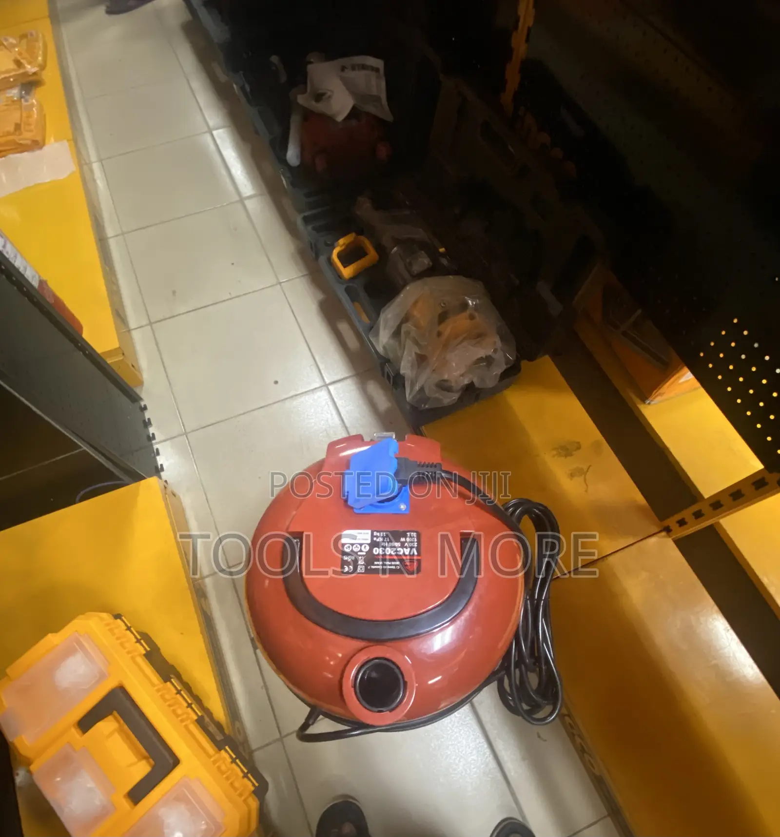 Stayer Vacuum Cleaner 30l (Wet and Dry)