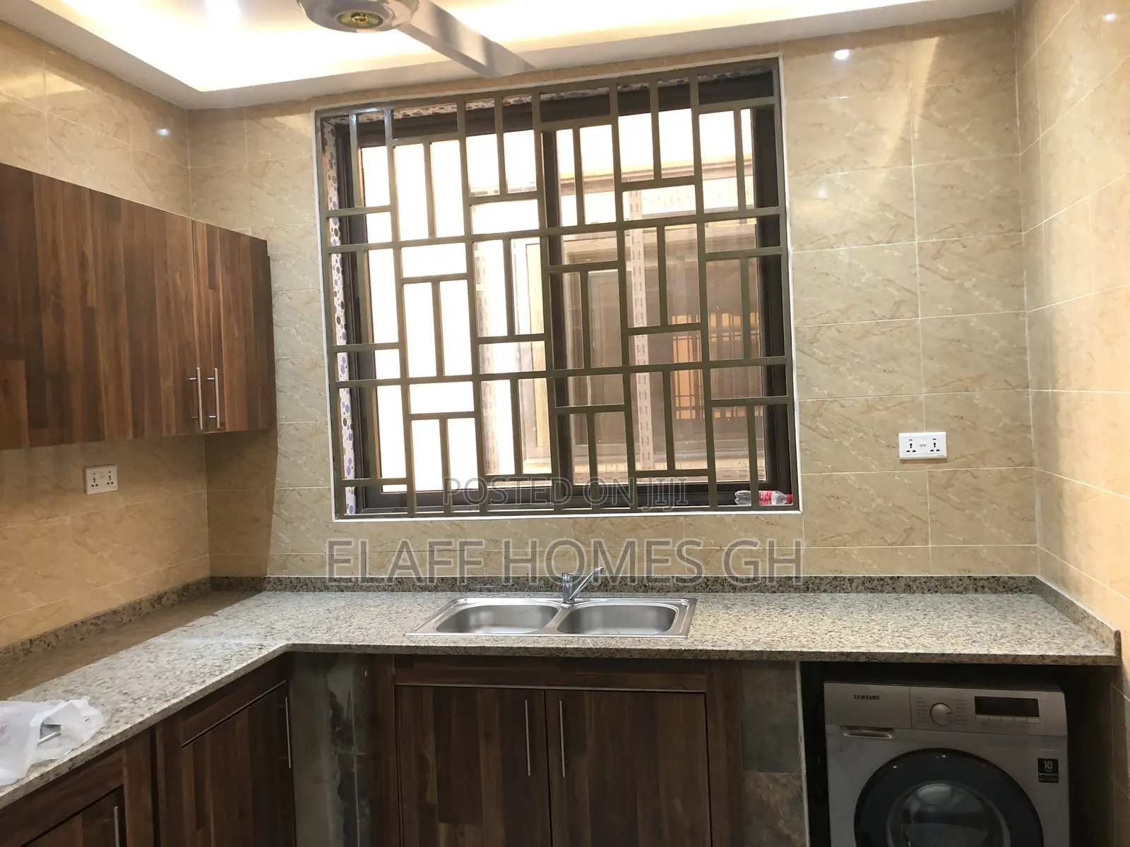 1bdrm Townhouse / Terrace in Elaffhomesgh, Otano for rent