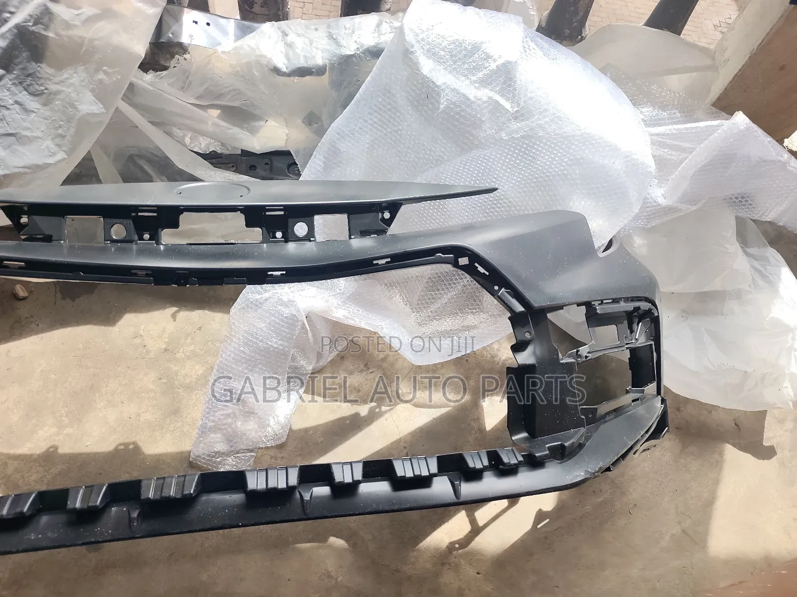 Toyota Corolla Front Bumper 2020 Se