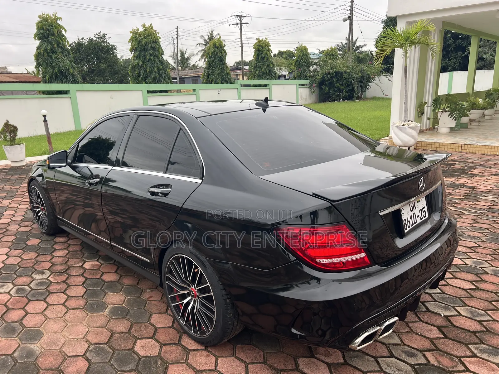 Mercedes-Benz C250 2013 Black