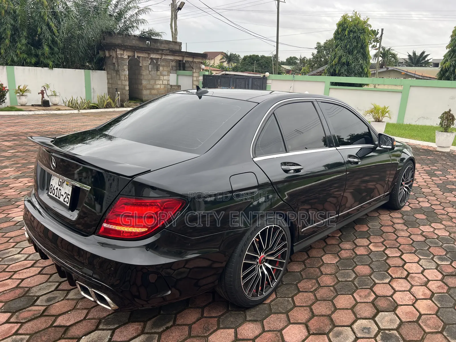 Mercedes-Benz C250 2013 Black