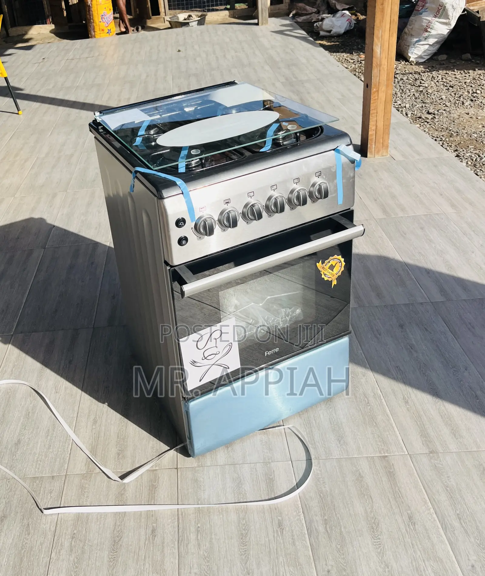 Shop Unique Ferre 50x60cm Glass Lid 4 Gas Burner With Grill 