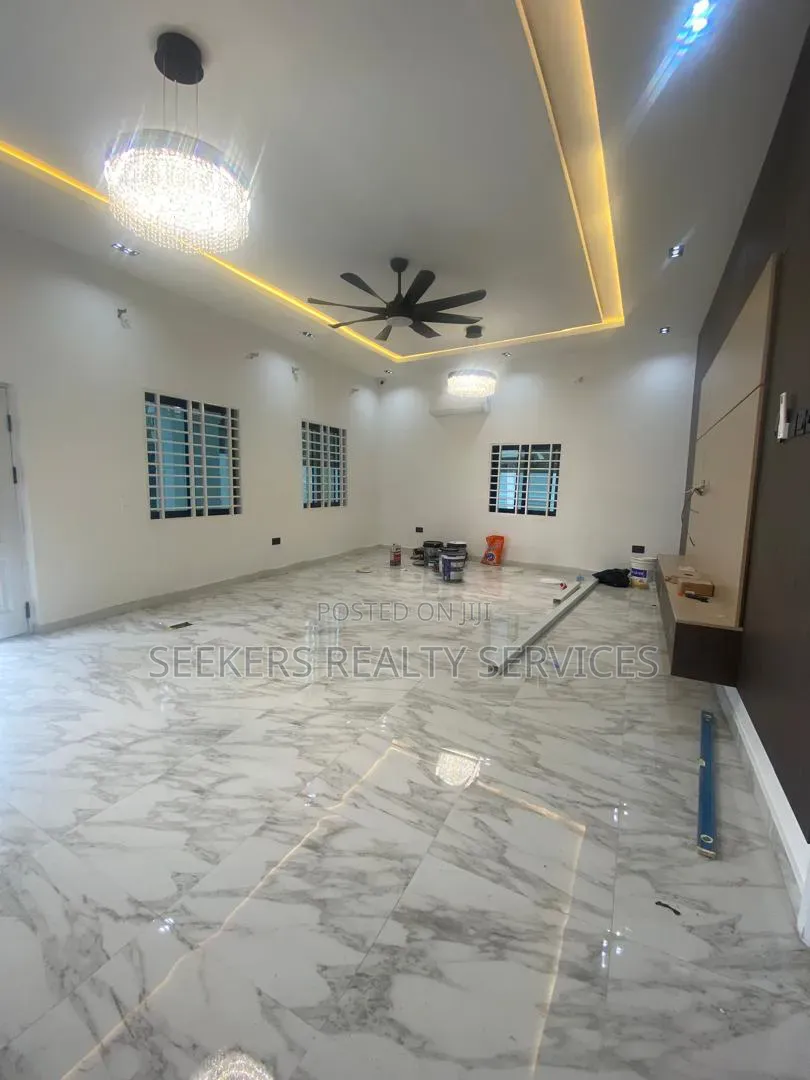 3bdrm House in Seekers Realty, Pokuase for sale