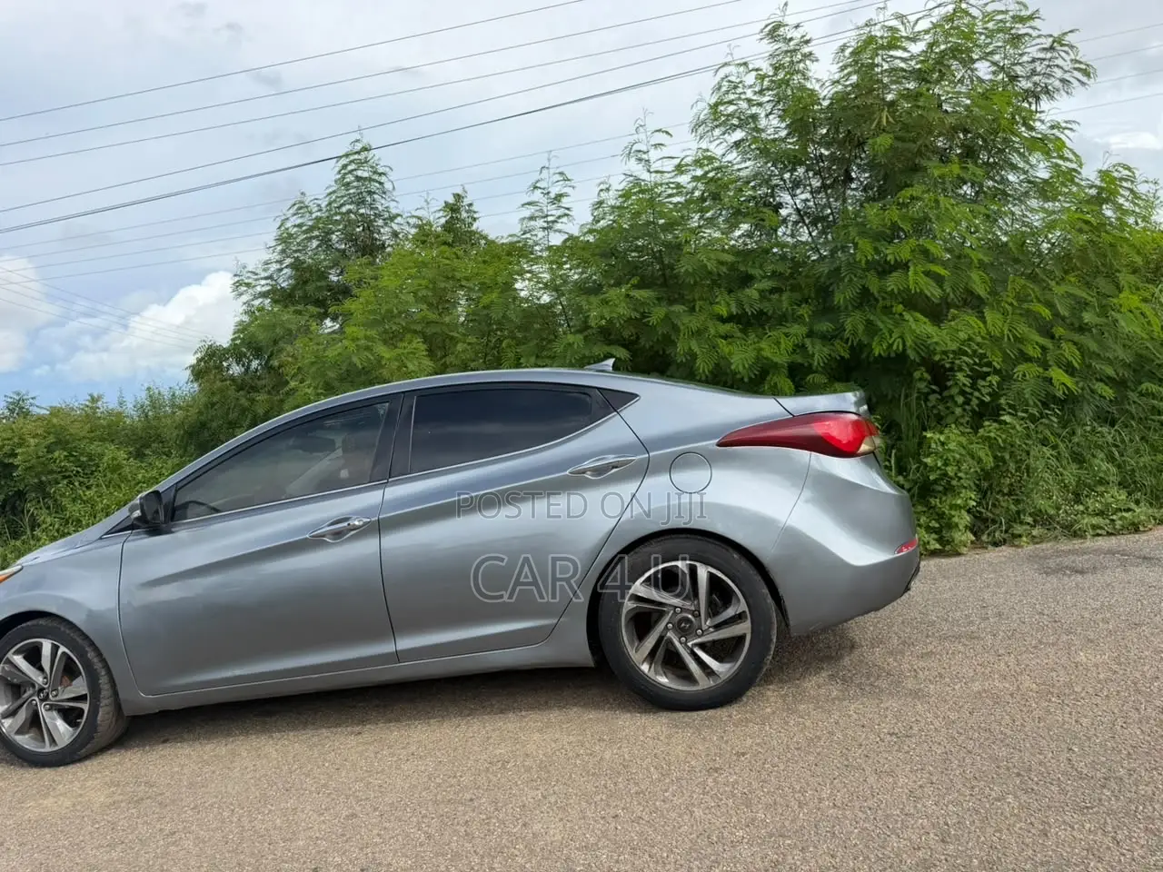 Hyundai Elantra Limited Sedan FWD (1.8L 4cyl 6A) 2016 Silver