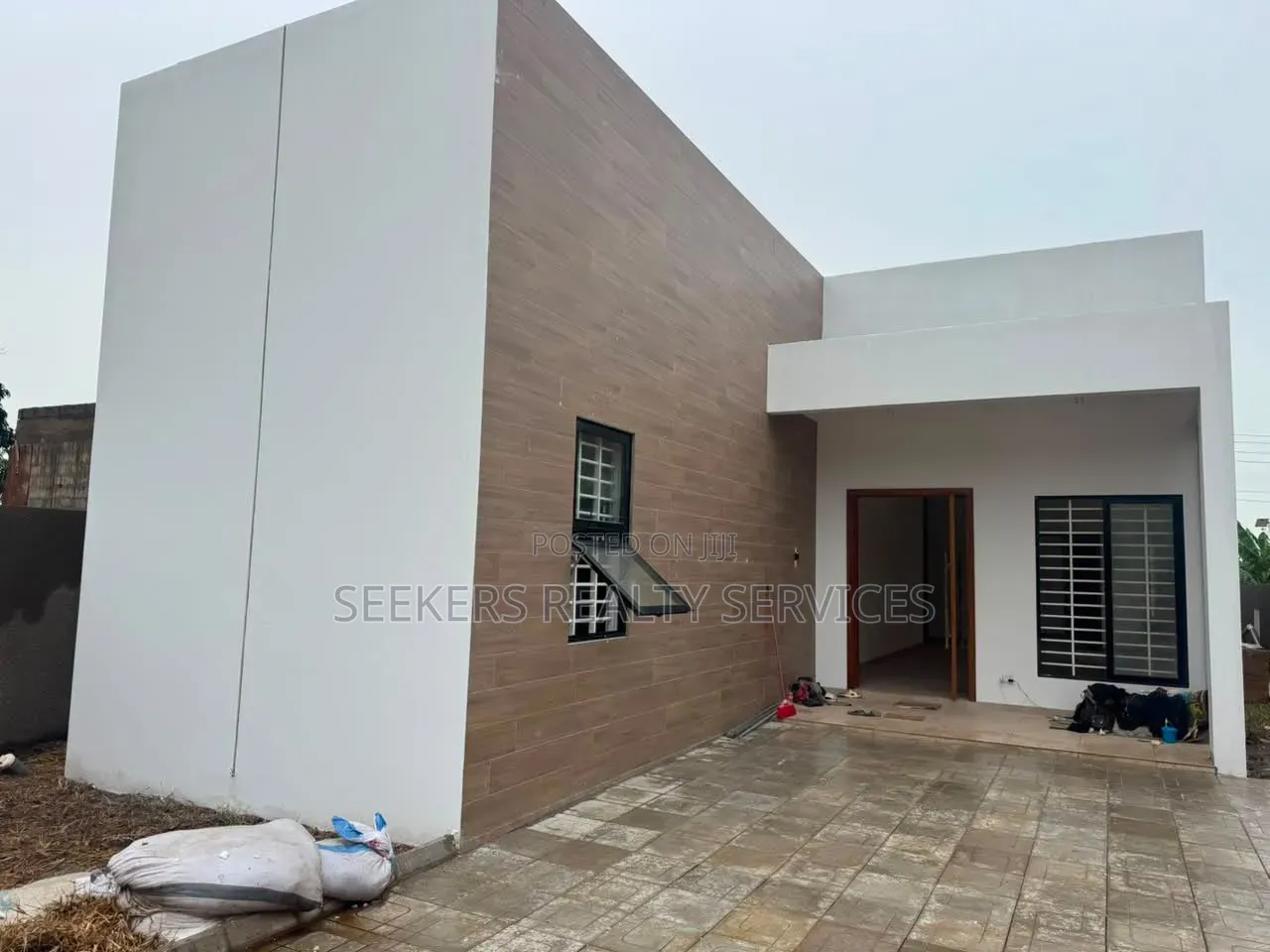 3bdrm Bungalow in Seekers Realty, Teshie-Nungua Estates for sale
