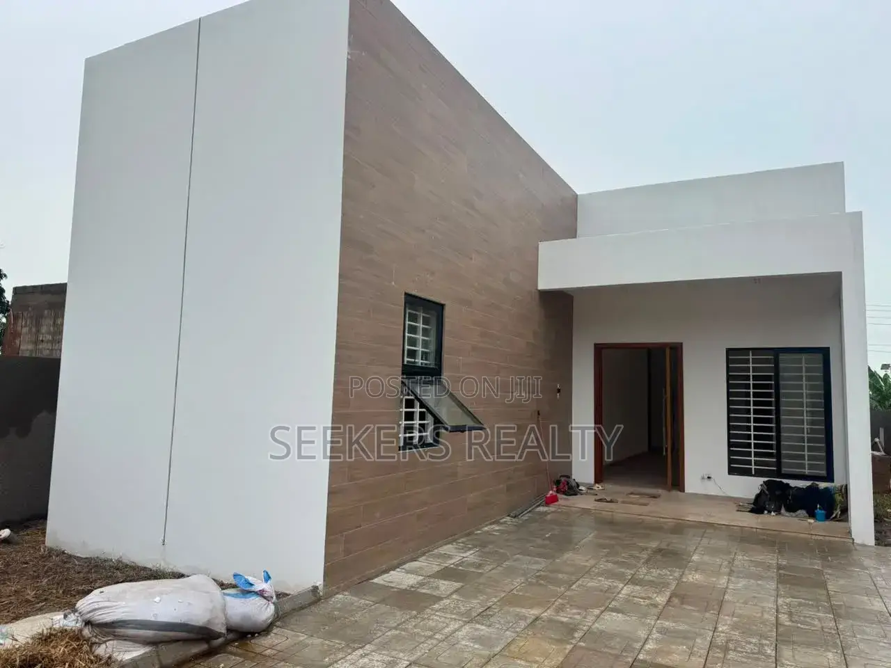 3bdrm Bungalow in Seekers Realty, Teshie-Nungua Estates for sale