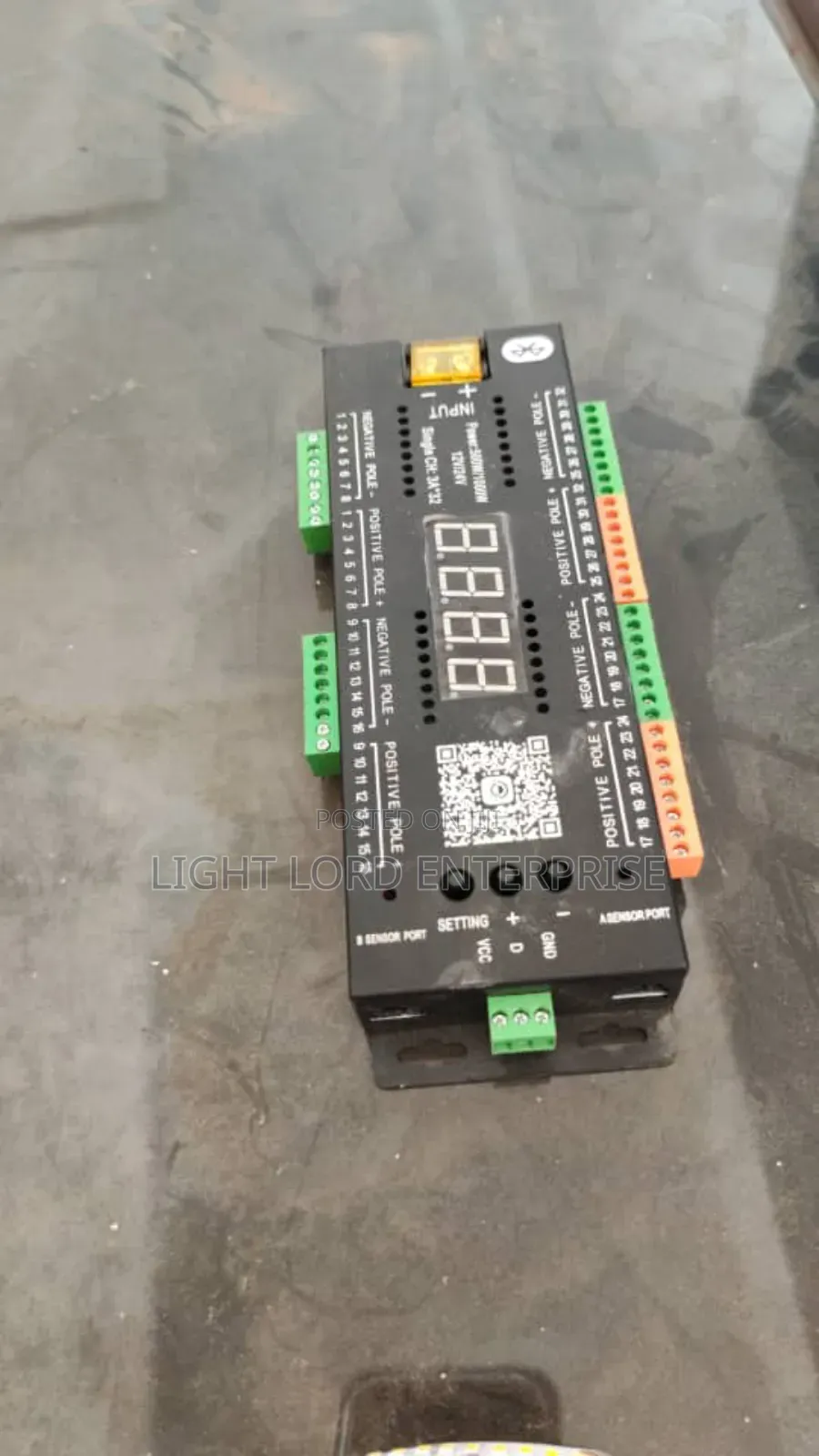 Direct Power Supply Staircase Controller