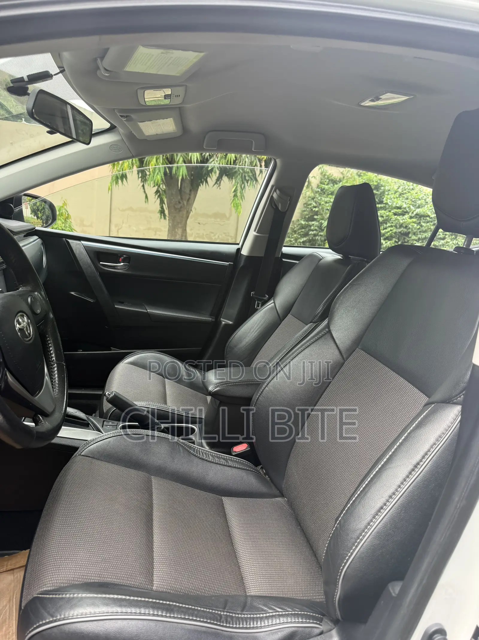 Toyota Corolla S 4dr Sedan (1.8L 4cyl CVT) 2016 White